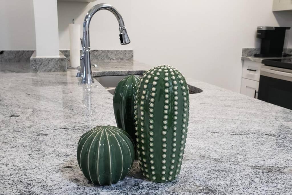 Discover Luxury Condo Steps Away From Celebration Pointe And I-75! Gainesville Bagian luar foto